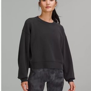 Perfectly oversized crew softstreme black lululemon